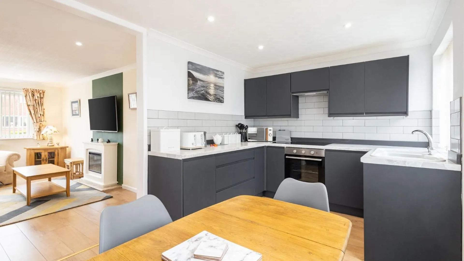 Host & Stay - Farthings Whitby
